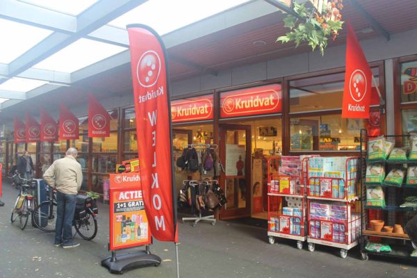 kruidvat-store-front-2